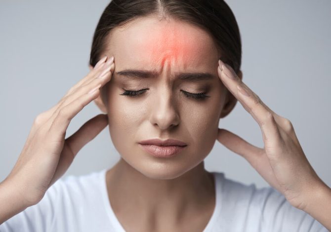 A DETAILED LOOK AT MIGRAINE HEADACHES