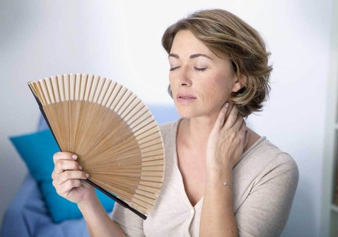 HEALTH PROBLEMS ASSOCIATED WITH MENOPAUSE